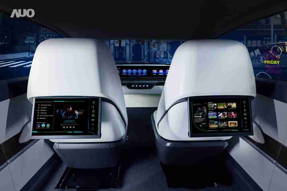 口袋牛店新一代Smart Cockpit 2024，，，，以Micro LED先进显示技术优势，，创建〝可卷式后座娱乐显示器〞，，，，仅在互动时才显示出所需画面及信息，，，扩充更丰富的娱乐和交互信息服务，，获国际奖项荣耀